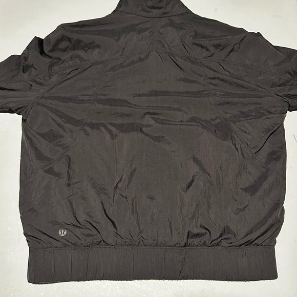 Lululemon Bombs Away Black / Olive Green Camo Print Reversible Zip Jacket Sz 6 - Picture 8 of 10